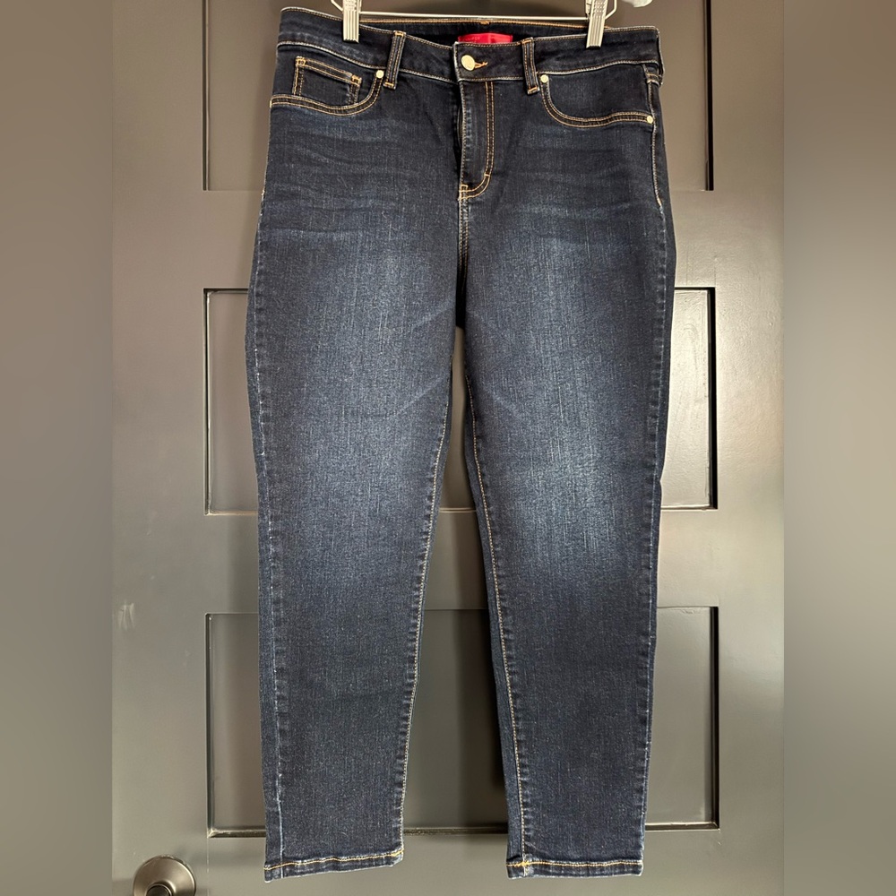 Jennifer Lopez Super Skinny Blue Jeans